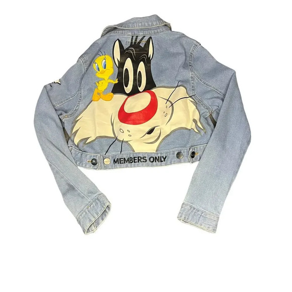 Looney Tunes Members Only Women's Medium Denim Painted‎ Cropped Jacket - Picture 5 of 5